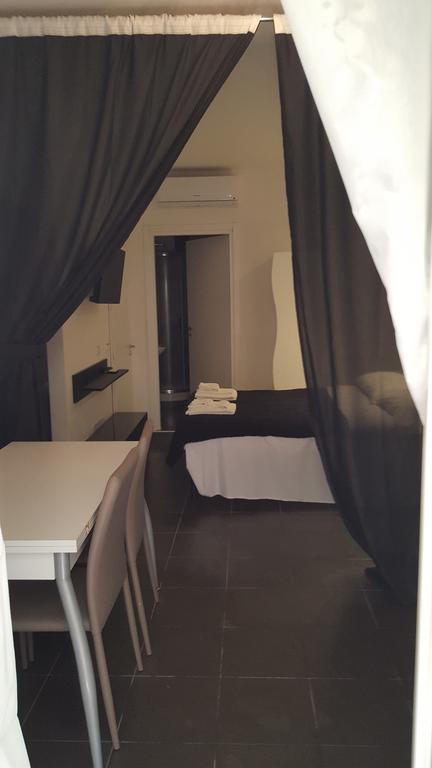 Sweet Roma Hotel Екстериор снимка